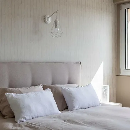 L'etoile, Confort, 2 Chambres, Parking Et Central *